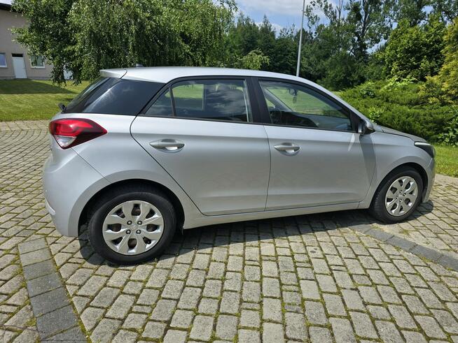 Hyundai i20 Bielsko-Biała - zdjęcie 8