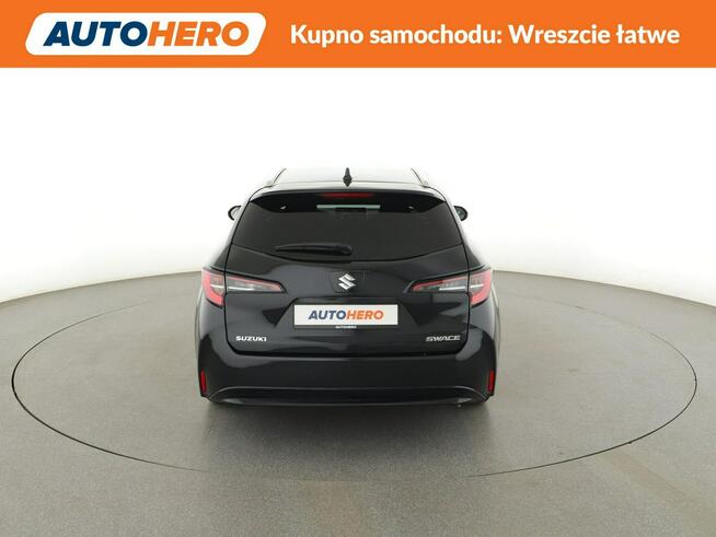 Suzuki Swace HEV automat LED grzane fotele klima auto kamera cofania Warszawa - zdjęcie 6