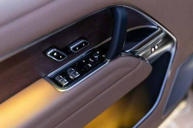 Range Rover L460 3.0D I6 350KM AWD Auto Autobiography LWB Łódź - zdjęcie 10