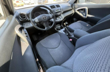 Toyota RAV-4 2.2 D4D | Stan BDB | Klimatyzacja | 4x4 Pyzdry - zdjęcie 7
