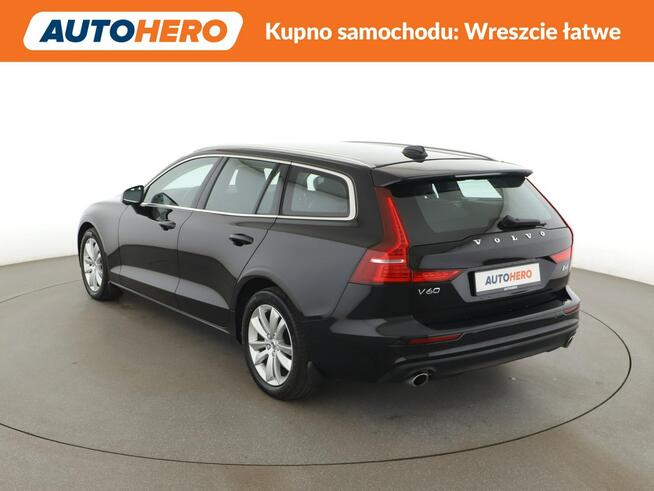 Volvo V60 full led virtual automat kamera grzane fotele i kanapa navi Warszawa - zdjęcie 4