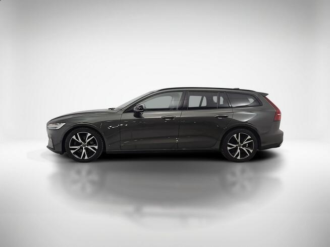 Volvo V60 B4 D Plus Dark aut ! Z Polskiego Salonu ! Faktura VAT ! Warszawa - zdjęcie 2