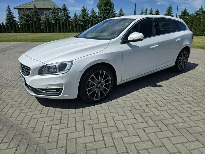 Volvo V60 2,0hdi Navi.Serwis.Xenony.Ledy.Biała Perła,Tempomat.OKAZJA Kutno - zdjęcie 8