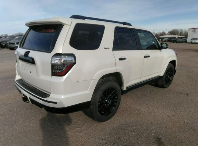 Toyota 4-Runner 2019, 4.0L, 4x4, porysowany lakier Warszawa - zdjęcie 4