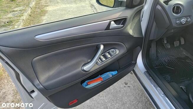 Ford Mondeo 1.6 Eco Boost Start-Stop Titanium Brzesko - zdjęcie 11