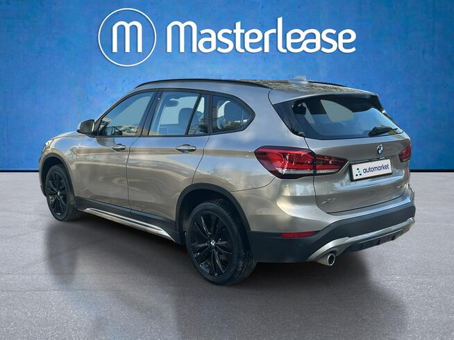 BMW X1 sDrive18i Sport Line! Z Polskiego Salonu! Faktura VAT! Warszawa - zdjęcie 7