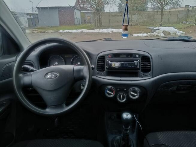 Hyundai Accent 2006r, 1.4 benzyna Częstochowa - zdjęcie 10