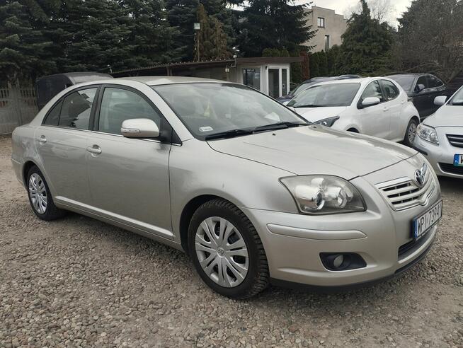 Toyota Avensis 2.0d4d 126kM Navi Hak Długie Opłaty Warszawa - zdjęcie 1