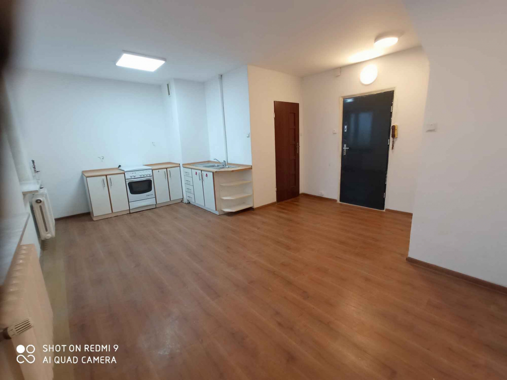 Sprzedam mieszkanie do remontu 42,10m2 przy Metrze Ursynów Mokotów - zdjęcie 2