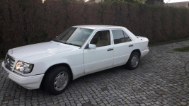 Mercedes-Benz W124 2.5D. Automat, klima, skóra Żywiec - zdjęcie 4