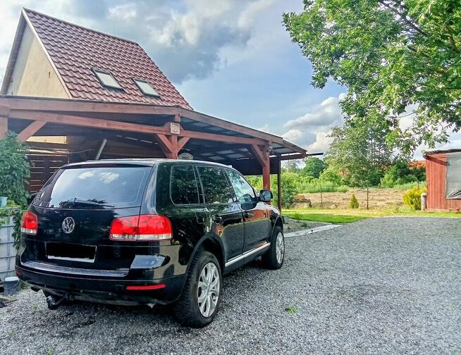 VW Touareg  4x4   rok 2005 Pieszyce - zdjęcie 3