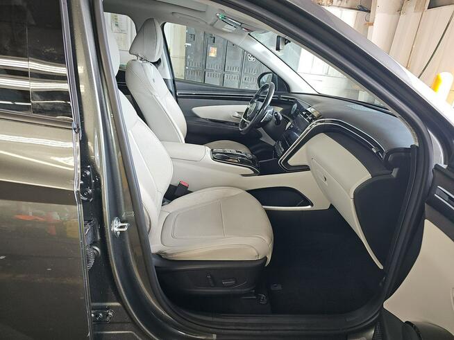 Hyundai Tucson LIMITED / AWD / Benzyna Częstochowa - zdjęcie 6