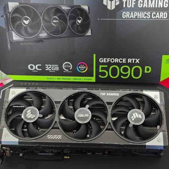 kart graficznych GeForce RTX 5090, RTX 5080, RTX 5070 Ti,  RTX 4090 Bemowo - zdjęcie 1
