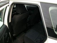 Toyota Auris 1.4/ 90 KM/ Katowice - zdjęcie 6