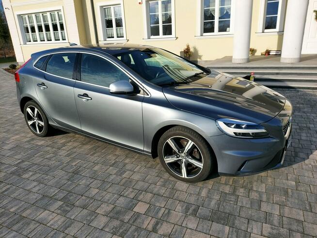 Volvo V40 2.0T2 navi FULL LED R-DESIGN chromy Drelów - zdjęcie 2