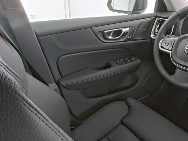 Volvo V60 B4(B) Plus Dark *Gwarancja*FV23%* Tychy - zdjęcie 12