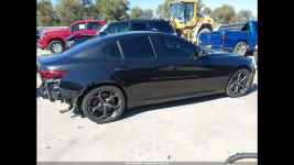 Alfa Romeo Giulia Wersja Ti / AWD / niski przebieg Tarnów - zdjęcie 4