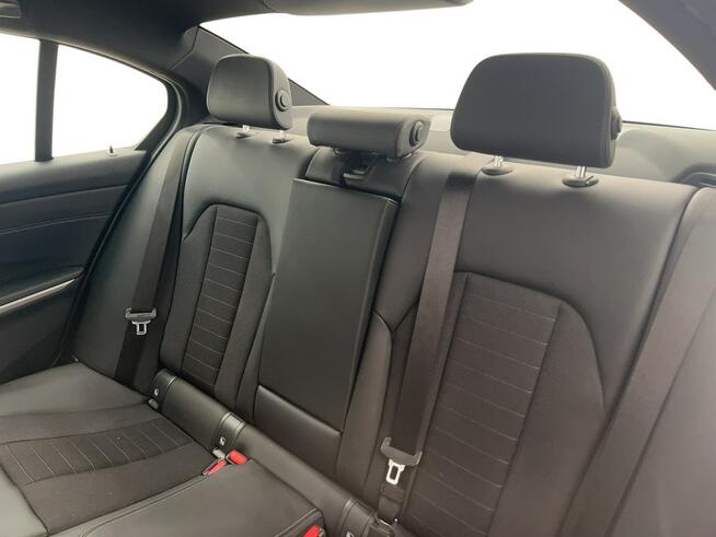 BMW Seria 3 318d mHEV aut Sedan Warszawa - zdjęcie 12