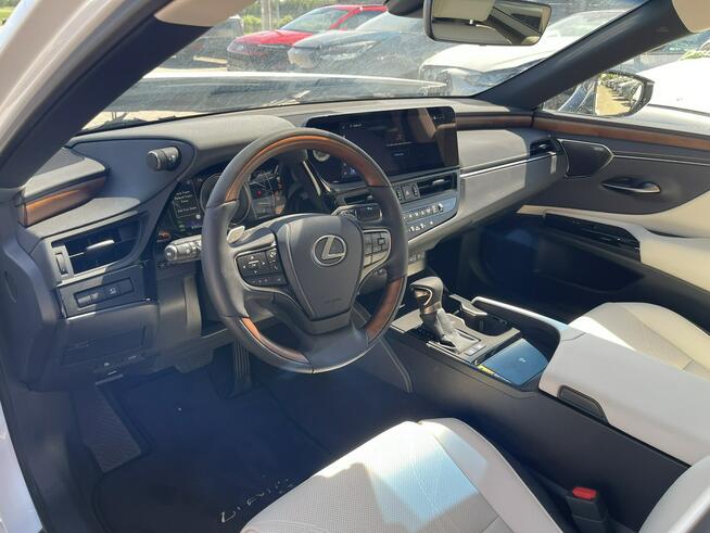 Lexus ES300 EU Prestige Hybryda Kamery360 Pamięć Wentylacja Gliwice - zdjęcie 6