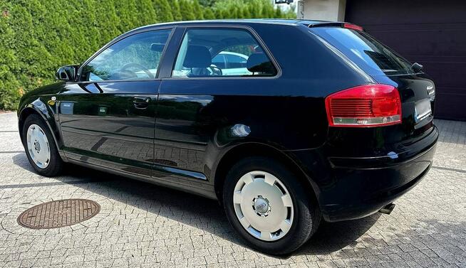 Audi A3 8P 1.6 MPI 101KM Czarna Niski Przebieg Klimatronik Opłacona Wrocław - zdjęcie 10