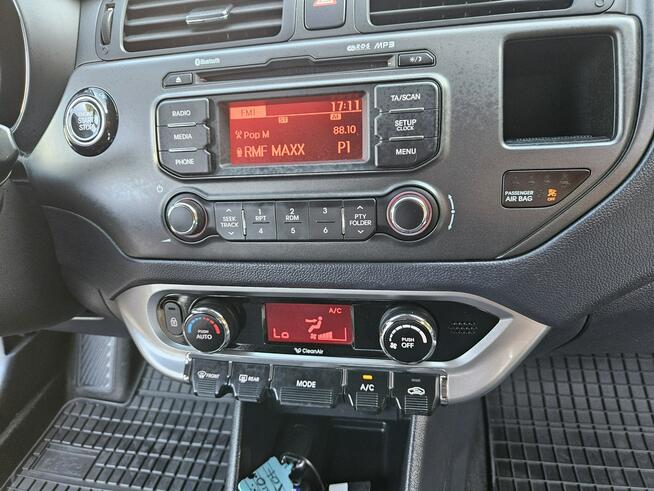 Kia Rio 1 właściciel / Klima / Tempomat / Czujniki parkowania Ruda Śląska - zdjęcie 11