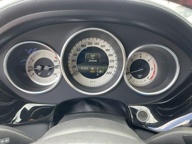 Mercedes CLS 350 EU AMG Line 4Matic Kamery360 Pamięć Pneumatyka Gliwice - zdjęcie 12