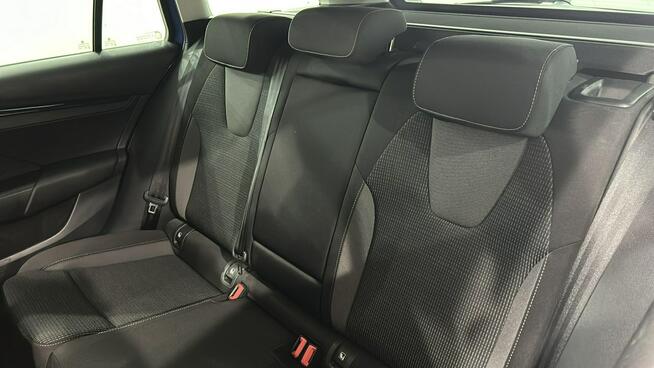 Skoda Octavia 2.0 TDI Ambition DSG Kombi Warszawa - zdjęcie 12
