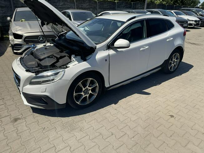 Volvo V40 Cross Country T4 Kinetic Automat Skóra Podgrzewanie Gliwice - zdjęcie 4