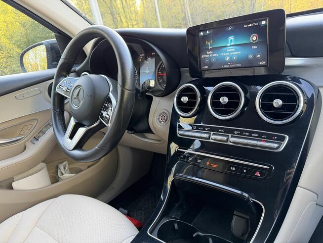 Mercedes GLC 2019 r 2.0 194KM Premium Salon PL ASO Lubartów - zdjęcie 8