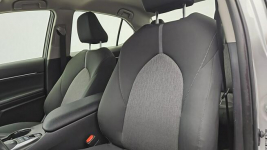 Toyota Camry Hybrid Comfort CVT ! Z Polskiego Salonu ! Faktura VAT ! Warszawa - zdjęcie 11