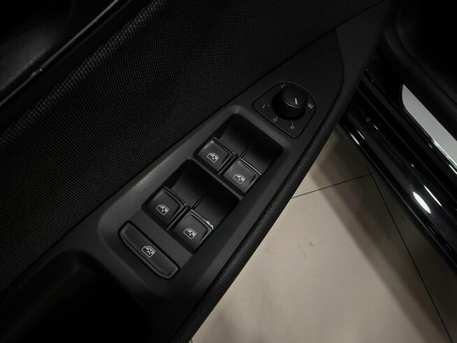 Seat Leon Bogate Wyposażenie / Serwisowany / Roczna Gwarancja w cenie Korczyna - zdjęcie 11