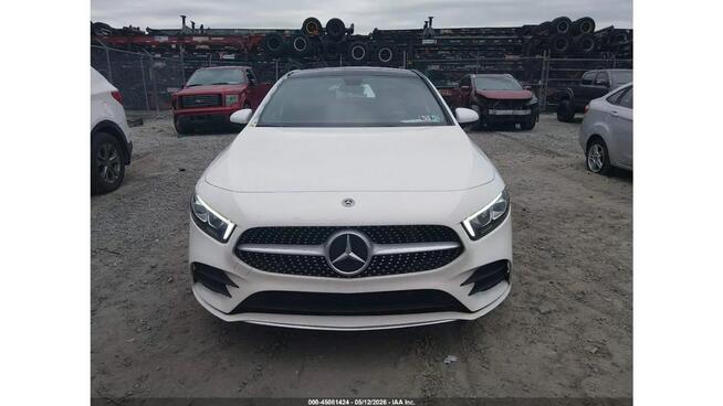 Mercedes A 220 4Matic / pakiet AMG / niski przebieg Wrocław - zdjęcie 3