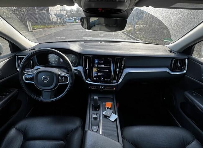 Na Sprzedaż Volvo V60 2021r, 2.0 benzyna hybryda B3 Złotów - zdjęcie 5
