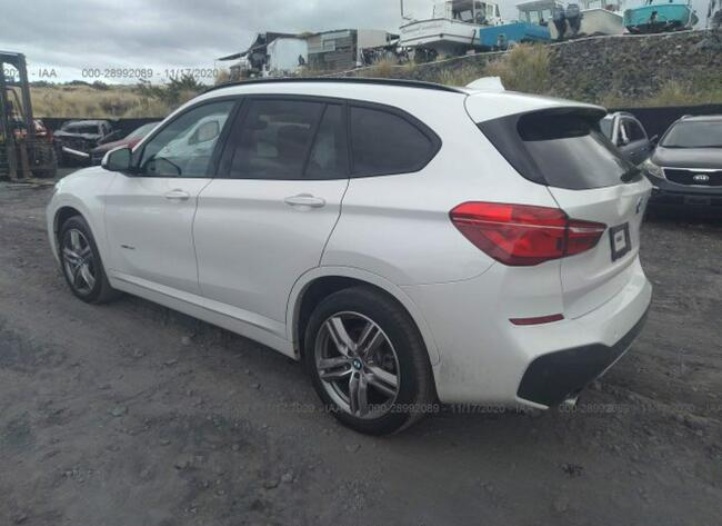 BMW X1 2018, 2.0L, uszkodzony bok Słubice - zdjęcie 3