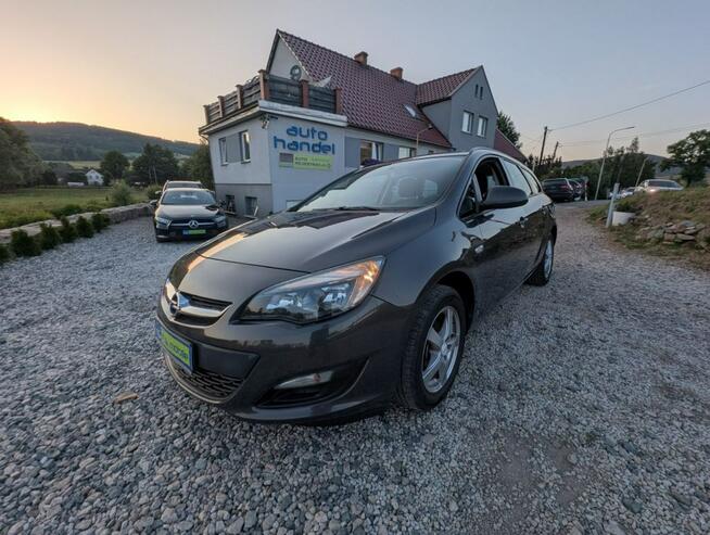 Opel Astra Sports Tourer Kamienna Góra - zdjęcie 2