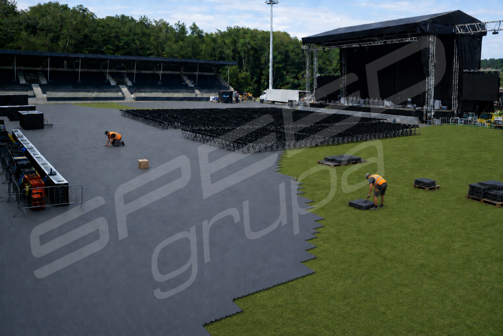 Nawierzchnia ochronna na murawę stadionów i boisk SPEED event PRO Nowe Miasto - zdjęcie 10