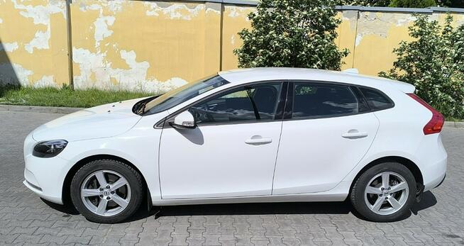 Volvo V40 Niski przebieg, Serwisowany, Automat ! Tomaszów Mazowiecki - zdjęcie 7