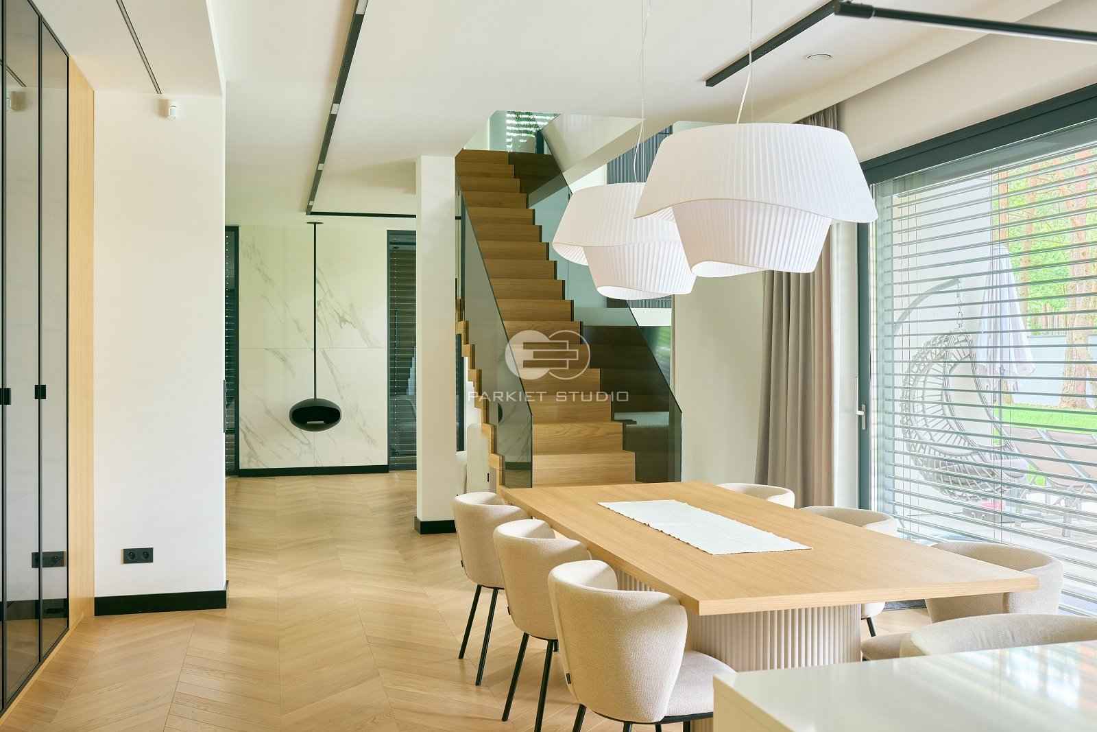 Podłogi drewniane Warszawa – Parkiet Studio | sprzedaż i montaż Mokotów - zdjęcie 1