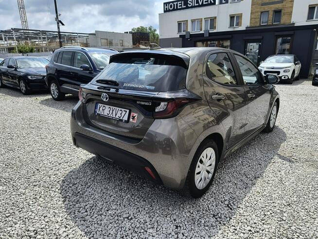 Toyota Yaris Salon PL mały przebieg Bydgoszcz - zdjęcie 5