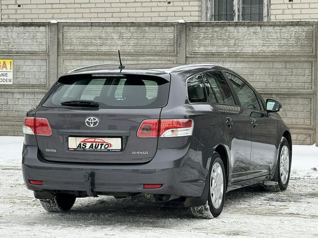 Toyota Avensis 1,6VVTi 132KM SOL/Pod.Fotele/Hak/Serwisowany Węgrów - zdjęcie 3