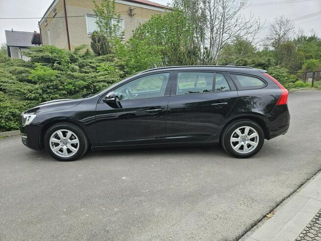 Volvo V60 Pełna Historia Serwisowa* Silnik 5 cylindrowy* Rok GWARANCJI Opoczno - zdjęcie 2