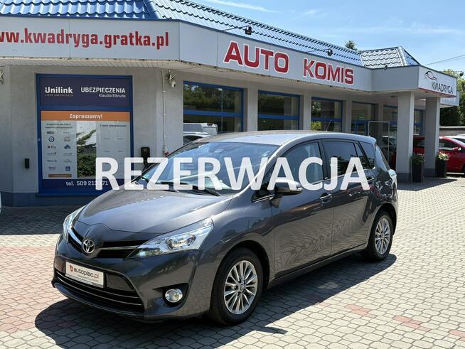 Toyota Verso Rezerwacja Tarnowskie Góry - zdjęcie 1