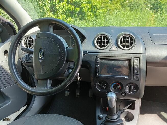 Ford Fiesta 2002 samochod osobowe Bierkowo - zdjęcie 3