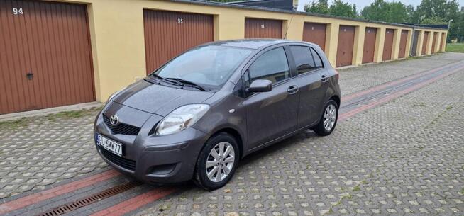 Toyota Yaris II 1.3 benzyna Łódź - zdjęcie 1