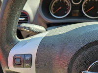 Opel Corsa Klimatronic / Podgrzewane fotele i kierownica / Tempomat Ruda Śląska - zdjęcie 8