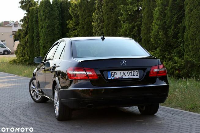 Mercedes E 220 E 200 CGI *184KM  Avantgarde Ostrów Mazowiecka - zdjęcie 5