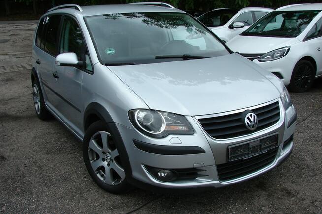 VW Touran Cross 2,0 TDi 140 KM Piła - zdjęcie 2