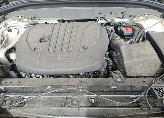 Volvo XC 60 Najwyższa wersja wyposażenia ULTRA / AWD / B5 Cieszyn - zdjęcie 12
