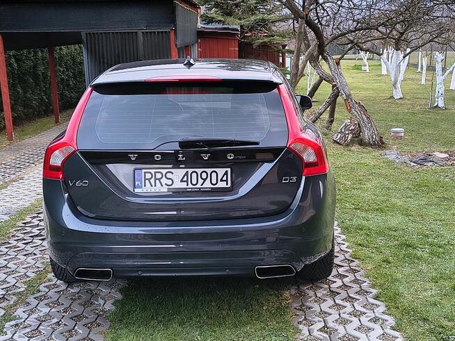VOLVO V60 D3 Drive-E 2.0 150 KM, 2017 r, 195100 km. Rzeszów - zdjęcie 6