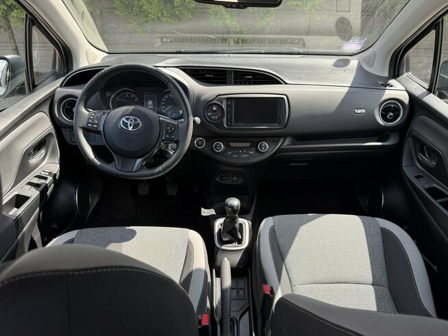 Toyota Yaris Y 20 Zielona Łąka - zdjęcie 8